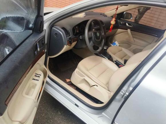 [武汉·鄂A] 二手斯柯达明锐2012款 1.6L 自动逸俊版