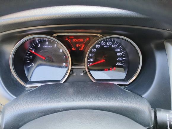 [济南·鲁A] 二手日产骊威2013款 1.6XE 手动舒适版