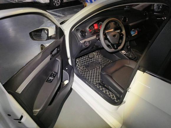 [成都·川A] 二手捷达捷达VA32019款 1.5L 自动悦享版