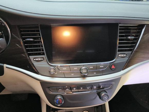 [成都·川A] 二手别克威朗2018款 三厢 15S 自动领先型