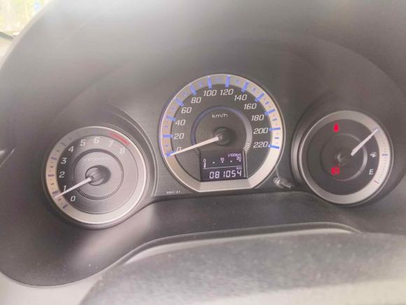 [上海·沪C] 二手本田锋范经典2014款 风尚 1.5L 手动精英版