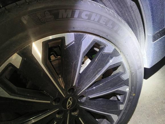 [青岛·鲁U] 二手奇瑞瑞虎92023款 2.0T 自动两驱尊贵版 5座