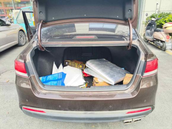 [南通·苏F] 二手起亚起亚K42015款 1.8L 自动GLS Special