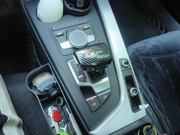 [上海·沪B] 二手奥迪奥迪A4L2018款 30周年年型 40 TFSI 时尚型