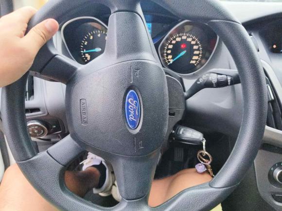 [南通·苏F] 二手福特福克斯2012款 两厢 1.6L 自动舒适型