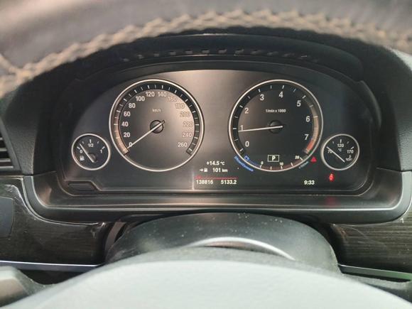 [济南·鲁A] 二手宝马宝马5系2014款 525Li 豪华设计套装