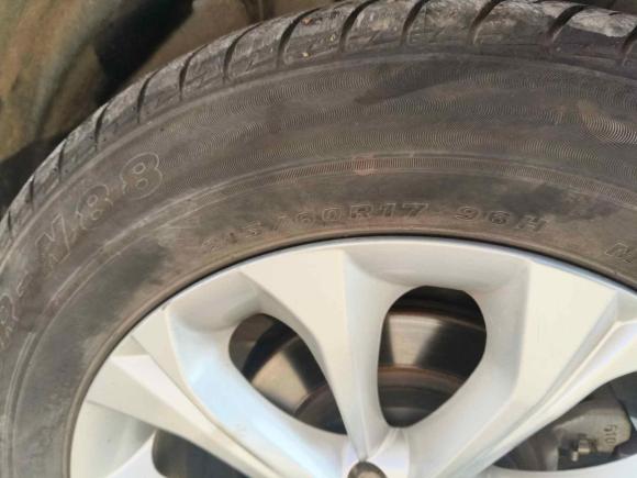 [青岛·鲁B] 二手中华中华V32017款 1.5L 自动舒适型