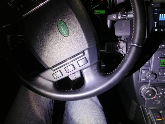 [上海·沪M] 二手路虎神行者22012款 2.2T SD4 HSE柴油版