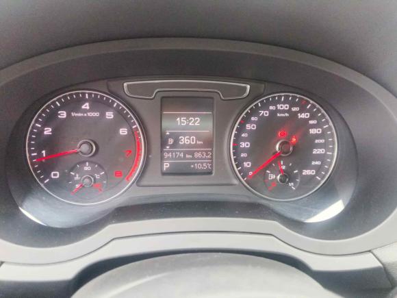 [杭州·辽C] 二手奥迪奥迪Q32016款 35 TFSI 时尚型