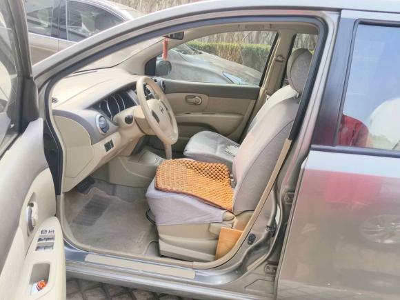 [上海·沪K] 二手日产骊威2010款 劲逸版 1.8L 自动标准型