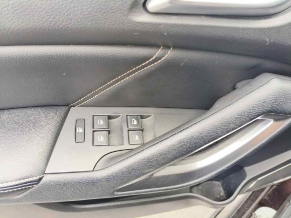 [成都·川J] 二手驭胜驭胜S3502016款 2.0T 自动两驱汽油豪华版7座