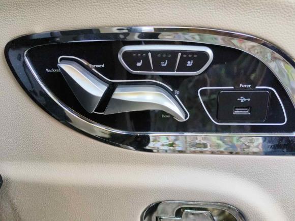 [上海·沪B] 二手奔驰威霆2020款 2.0T 商务版 7座