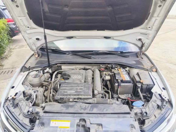 [宁波·浙B] 二手奥迪奥迪A32018款 30周年年型 Limousine 35 TFSI 时尚型