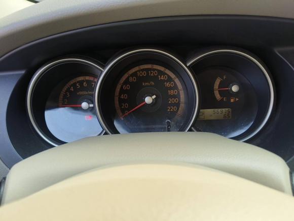 [上海·沪K] 二手日产骊威2010款 劲逸版 1.8L 自动标准型