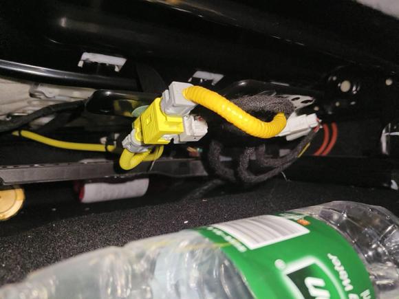 [深圳·粤S] 二手长安长安UNI-V2023款 1.5T 运动版