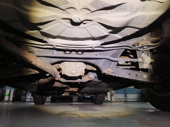 [杭州·吉H] 二手斯巴鲁傲虎2015款 2.5i 豪华导航版