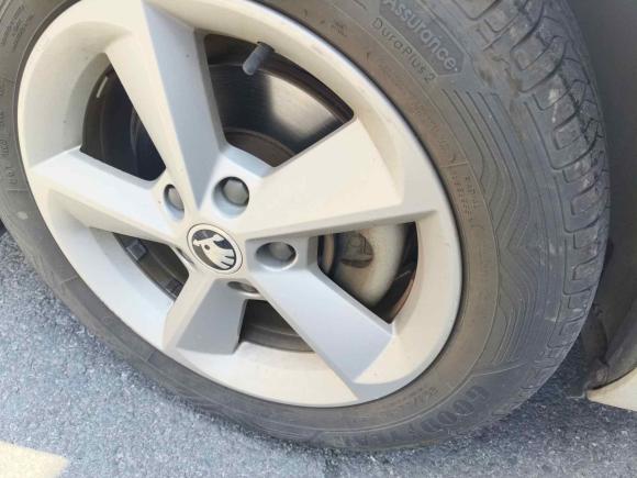 [杭州·赣L] 二手斯柯达明锐2015款 1.6L 自动逸俊版