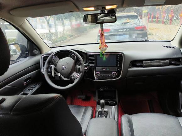 [西安·陕A] 二手三菱欧蓝德2016款 2.4L 四驱精英版 5座