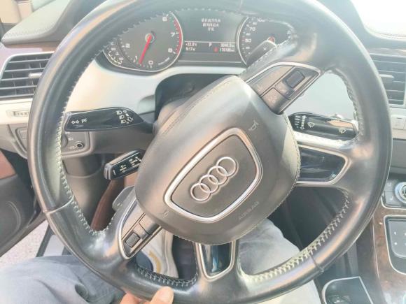 [上海·沪A] 二手奥迪奥迪A82014款 A8L 45 TFSI quattro舒适型