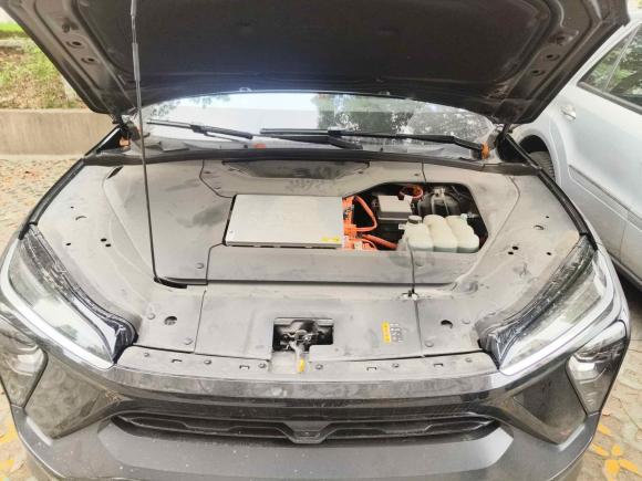 [上海·沪A] 二手蔚来蔚来ES62020款 430KM 性能版