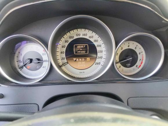 [上海·沪G] 二手奔驰奔驰C级2011款 C 200 CGI 时尚型