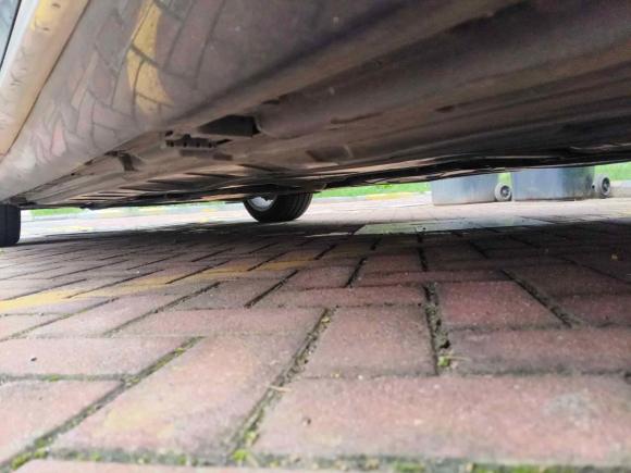 [无锡·苏B] 二手奔驰奔驰E级2022款 改款 E 300 L 运动时尚型