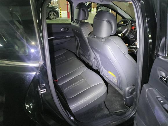 [上海·沪A] 二手标致标致30082013款 2.0L 自动潮流版