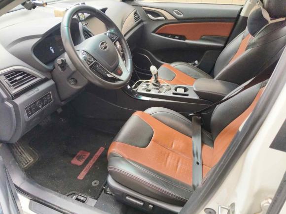 [上海·苏E] 二手比亚迪秦新能源2015款 1.5T 双冠旗舰Plus版