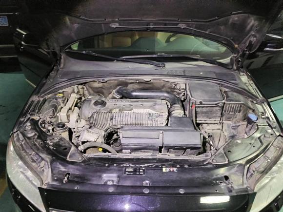 [无锡·苏B] 二手沃尔沃沃尔沃S80L2014款 2.0T T5 智雅版