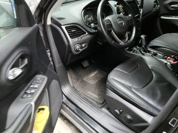 [苏州·苏E] 二手Jeep自由光2019款 2.0T 两驱智享版 国VI