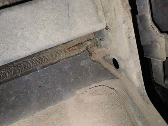 [深圳·粤B] 二手起亚起亚K32013款 1.6L 自动DLX