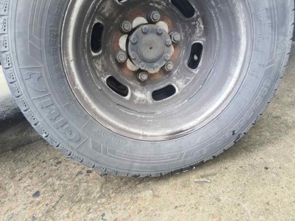 [常州·苏D] 二手依维柯依维柯得意2020款 2.5T A35客车单胎中顶5-9座侧移门国V