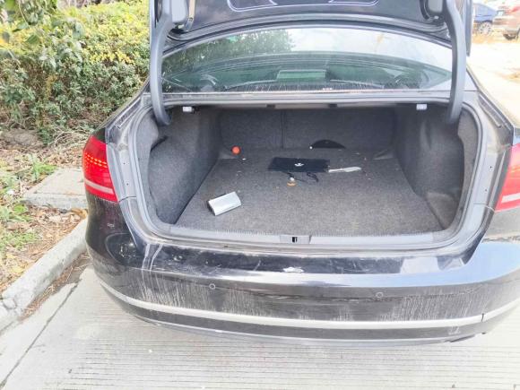 [上海·沪E] 二手大众帕萨特2011款 3.0L V6 DSG旗舰版