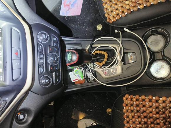 [武汉·鄂A] 二手Jeep自由光2017款 2.0L 优越版