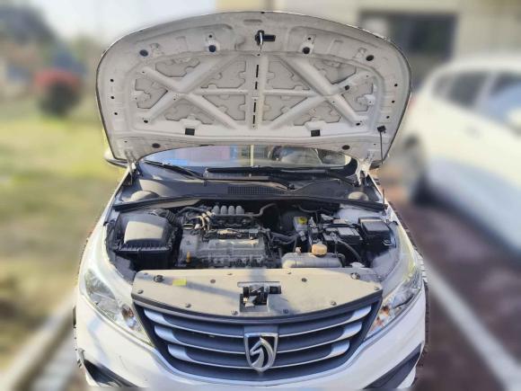 [上海·沪C] 二手宝骏宝骏3102016款 1.2L 手动超值型