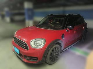 MINIMINI COUNTRYMAN2019款 1.5T COOPER 艺术家周末旅行版