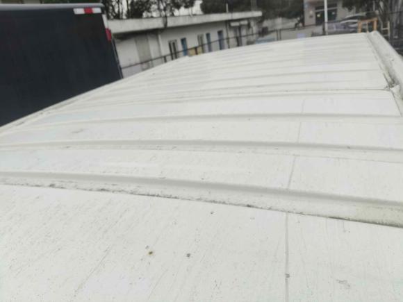 [嘉兴·浙F] 二手大通新途V802019款 2.5T经典款6挡手动厢式货车VAN短轴中顶2/3座