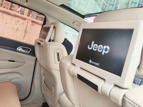 [济南·鲁P] 二手Jeep大切诺基2015款 3.6L 豪华导航版