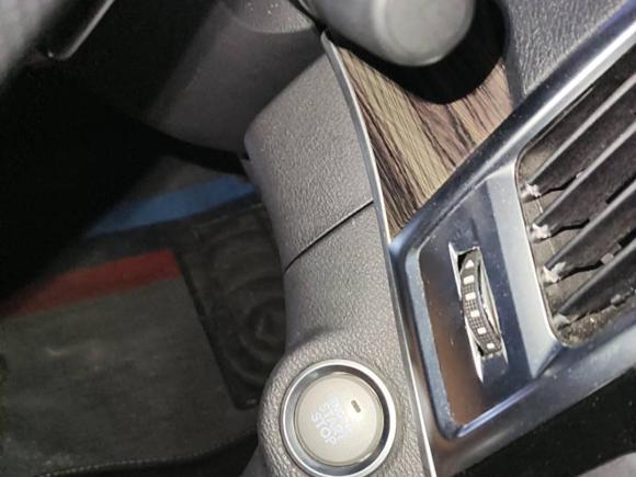 [成都·川A] 二手哈弗哈弗H92017款 2.0T 汽油四驱尊享型 5座