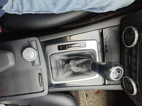 [西安·陕A] 二手奔驰奔驰C级2013款 C 180 经典型 Grand Edition