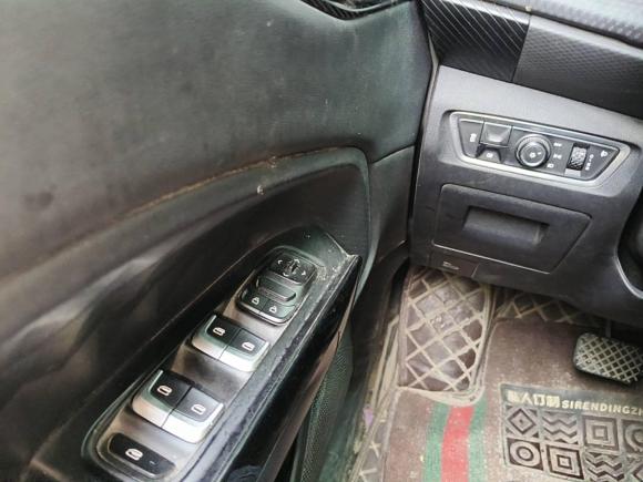 [西安·陕A] 二手宝骏宝骏RM-52019款 1.5T CVT 24小时在线精英型 7座