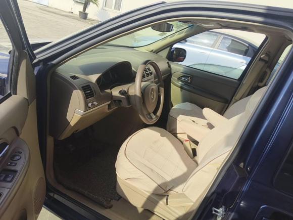 [上海·沪L] 二手别克别克GL82012款 2.4L BASE舒适版