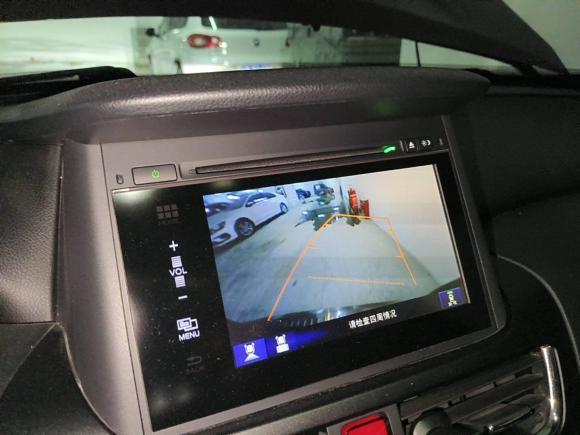 [深圳·粤B] 二手本田歌诗图2014款 3.0L AWD尊贵版