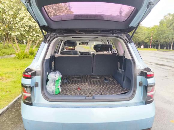 [南京·苏A] 二手宝骏宝骏RM-52019款 1.5T CVT 24小时在线尊贵型 7座