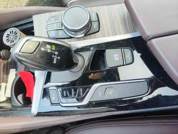 [上海·沪A] 二手宝马宝马5系新能源2019款 改款 530Le 豪华套装