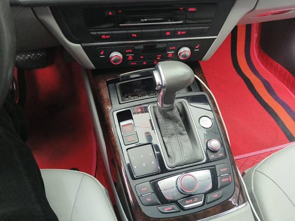 [成都·贵A] 二手奥迪奥迪A6L2012款 30 FSI 舒适型