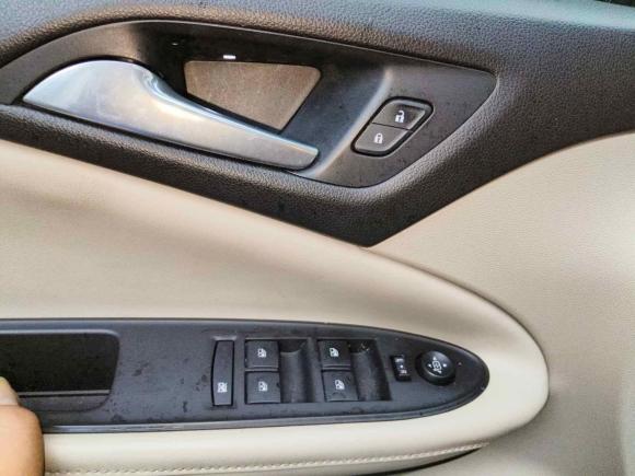 [成都·川A] 二手别克威朗2018款 三厢 15S 自动领先型