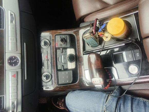 [武汉·鄂A] 二手奥迪奥迪A82014款 A8L 45 TFSI quattro豪华型