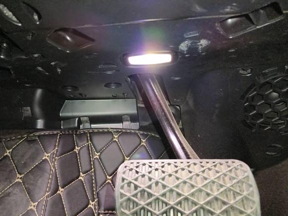 [济南·鲁A] 二手奔驰奔驰E级2021款 E 300 L 时尚型