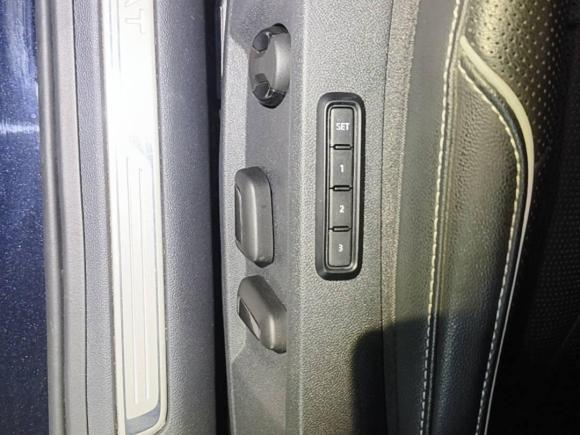 [青岛·鲁B] 二手大众帕萨特2023款 改款 330TSI 豪华版